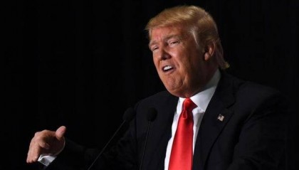 和中方握手言和后,新的战斗打响!特朗普转头向自家盟友“开火”