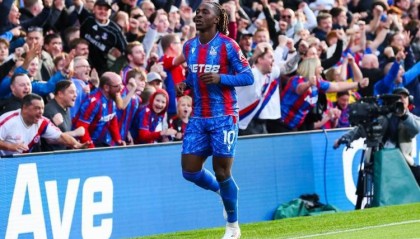 英媒：阿森纳愿6800万镑报价埃泽并分期支付，可将尼尔森加入交易