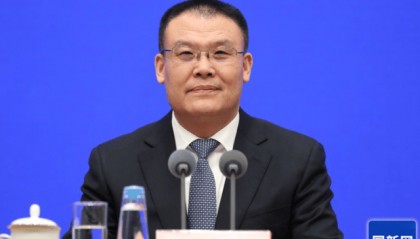 曾任河南省财政厅厅长、信阳市委书记,财政部副部长王东伟履新安徽省委常委