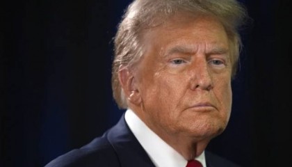 外媒爆:特朗普准备在宣誓就职后加强对也门胡塞武装打击活动