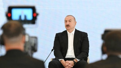 阿塞拜疆总统建议乌克兰:永不接受领土被占领