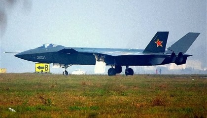 与外机正面交锋!歼-20首飞14周年,央视专题节目披露多少信息?