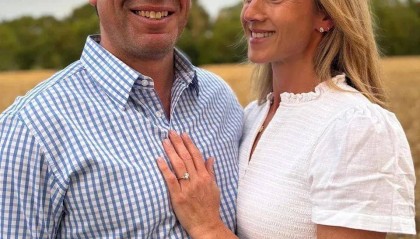 45岁离异带娃女护士嫁英国王室,比短剧更精彩!