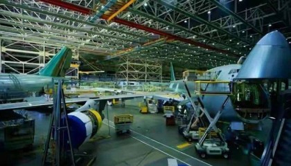 “断供美军”突响!美国人摊上大事了?中方突然抓到“内鬼”!