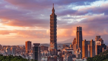 三大消息:两岸统一倒计时?36人被当场逮捕;特朗普最新表态爆了!