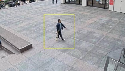 共致6人死亡！赌场保安持长枪大摇大摆走进纽约一办公大楼连续开枪，楼内员工用桌堵门