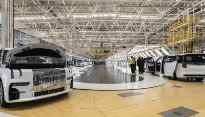 中国对欧大获全胜!中国宣布消息,送欧盟“死对头”百亿大单