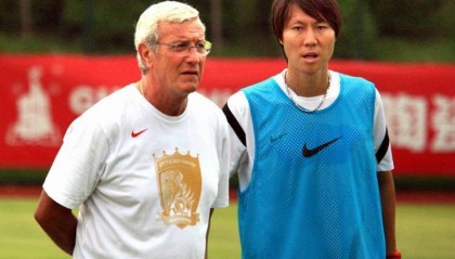 前恒大翻译:李铁在野球场上都各种铲球飞踹,他任何事都很认真