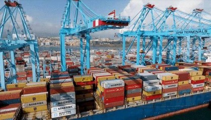 打断解放军“下饺子”?江南船厂的一幕,西方越看越担心