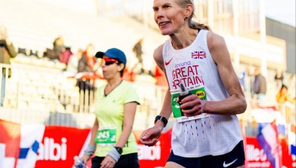 24小时狂奔278.622公里! 46岁女将打破女子24小时超马世界纪录