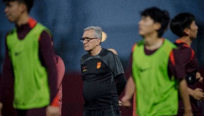 国足拿什么迎战澳大利亚?伊万:要求队员勇敢也要求队员聪明