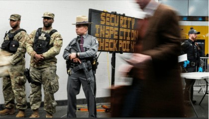 最后48小时,拜登给军队放权,民警卫队出动,国会山暴乱将重演?