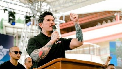 杜特尔特之子批马科斯:我父亲为你父亲举办了英雄的葬礼,而你却让他进了监狱