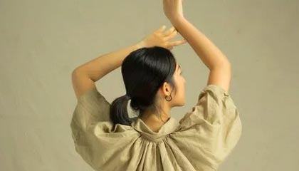 九三阅兵观礼服务包里面都有啥?12件物品,国旗矿泉水一应俱全