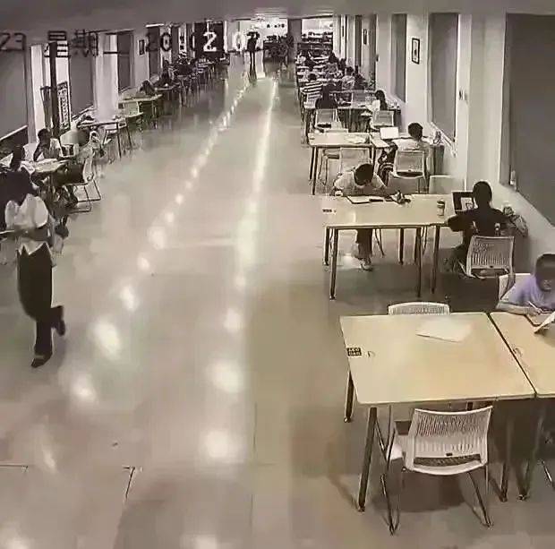 “还要等上级的安排”！ 这八个字，既没有法治精神，也缺乏担当勇气